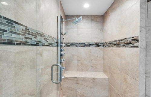 Enclave 202a 2 Bedroom Condo by RedAwning - Foto 74