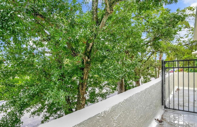 Escape to This Gorgeous new Wilton Manors Villa - Photo 55