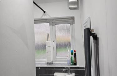 Bridgepay Modern 4 bedroom House in Cumbria - Whitehaven - Free Parking - Foto 30