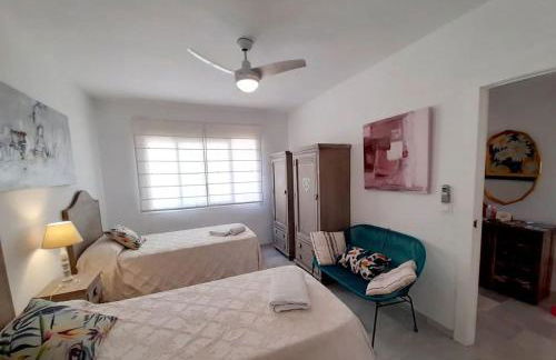 MARINA BEACH FRONT - Photo 28