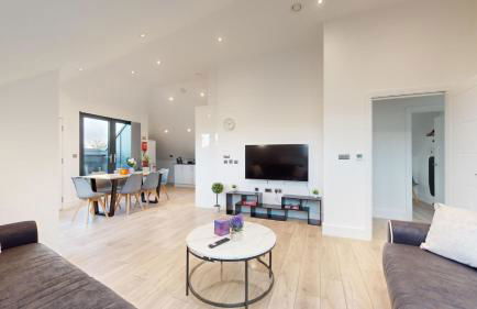 Penthouse Style Apartment - Foto 1