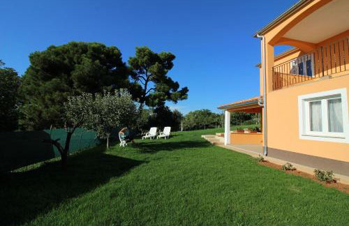 Charmantes Ferienhaus mit Meerblick, 2 Fahrraeder, Grill, privater Balkon, Waschmaschine - Foto 2