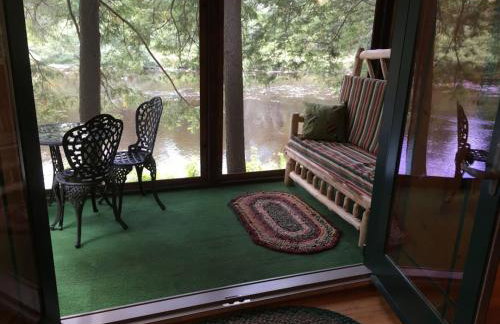 Riverside Cabin - Foto 15