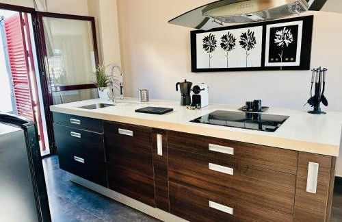 Lux Villa with Year-Round Heated Pool & Game Room - Foto 15