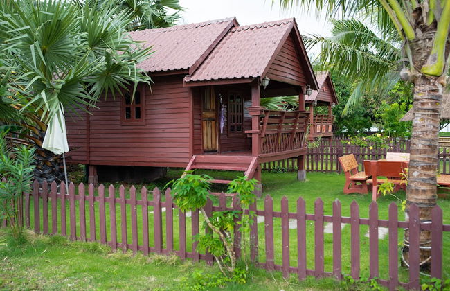 Damnak Borey Resort - Photo 2