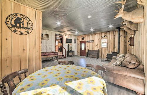 Charming New Concord Cabin on 50-Acre Farm! - Foto 1