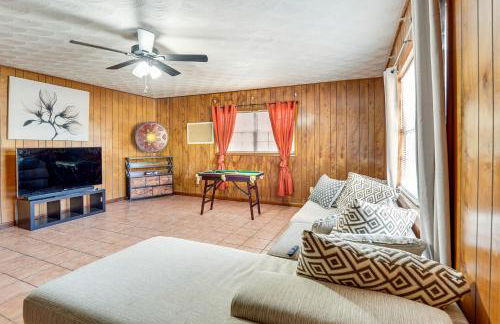 Hike and Fish! Wooded Family Getaway in Interlachen - Foto 11