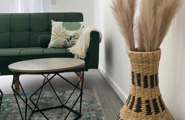 Luxury-Style Retreat in a Quiet Village - Foto 34