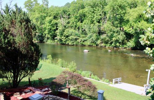 Riverfront Retreat - Foto 22