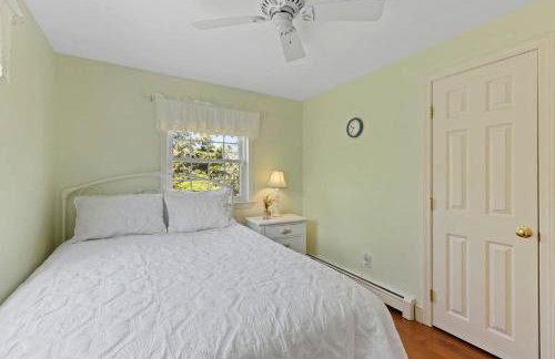 Breathtaking Cape Cod Beachhouse with Private Beach Access Near Sandwich, Massachusetts - Foto 77