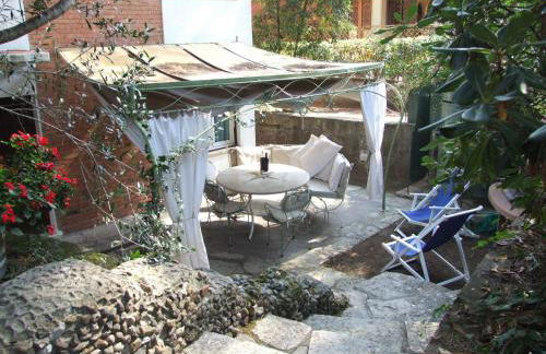 Huge Holiday Home in Marina di Castagneto Carducci near Sea - Foto 63