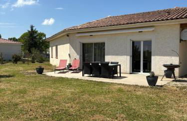 "La Bressolaise" Idéal familles, piscine, calme - Foto 34