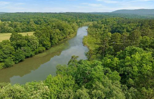 Just the Two of Us RIVER FRONT Luxury Cabin - Foto 40