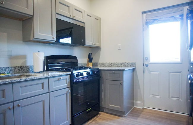 StayAE - Flamingo House - Photo 14