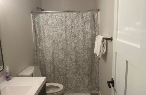 Luxurious Brand New Entire 3br and 2bath - Foto 36