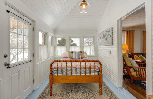 City Girl Farmhouse in Hudsonville with Hot Tub - Foto 16