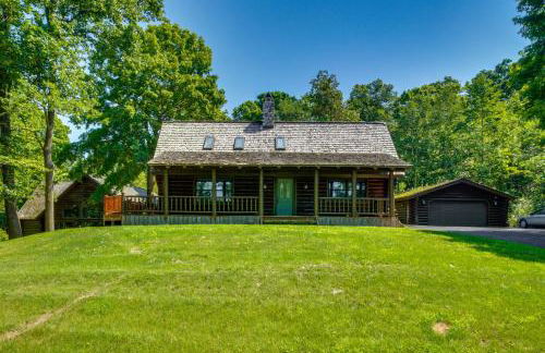 Family Home with Indoor Pool about 2 Mi to Elkhart Lake! - Foto 45