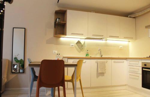 YR Apartments Bocconi- Modern Loft, 3 Min Walk to Duomo Tram - Photo 35