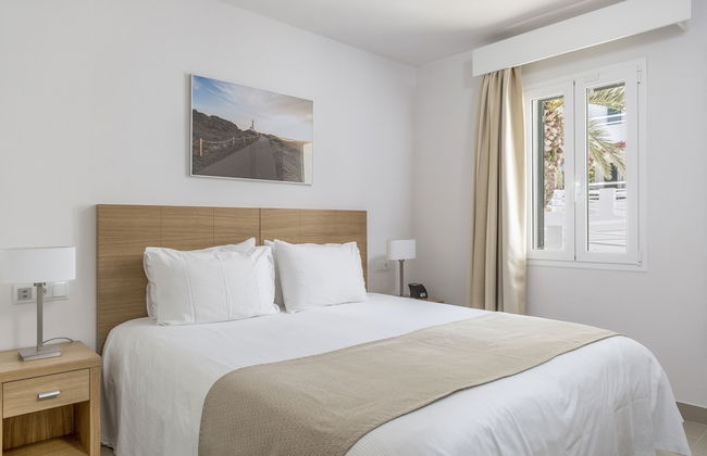 White Sands Beach Club - Photo 4