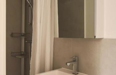 Elegant 4-Bed Townhouse Private Garden Parking - Foto 21