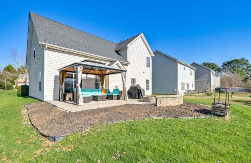 6 Mi to Charlotte Motor Speedway Home with Fire Pit - Foto 31