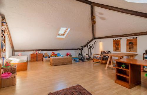 Casa com Piscina Privada em Palmela - Jardim & Estacionamento - Foto 18