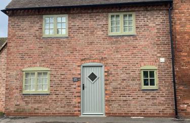 The Snug Entire home Sleeps 2, Stratford upon Avon - Photo 2
