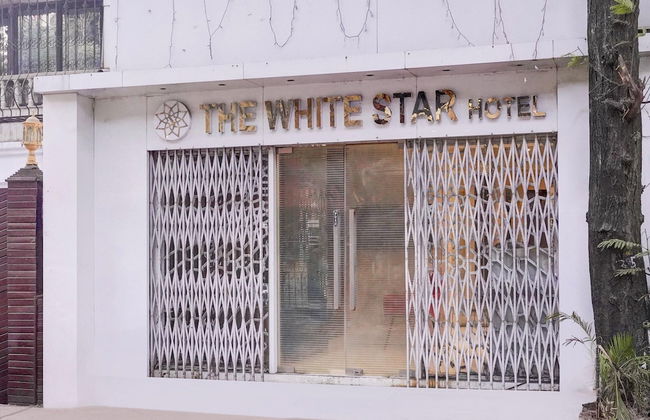 Comfy Stays at Lokhandwala Andheri West - Foto 5