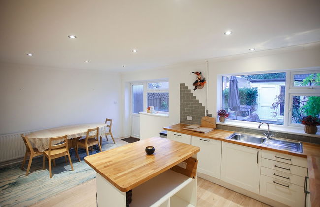 Business Park Lodge by Paymán Club - Photo 13