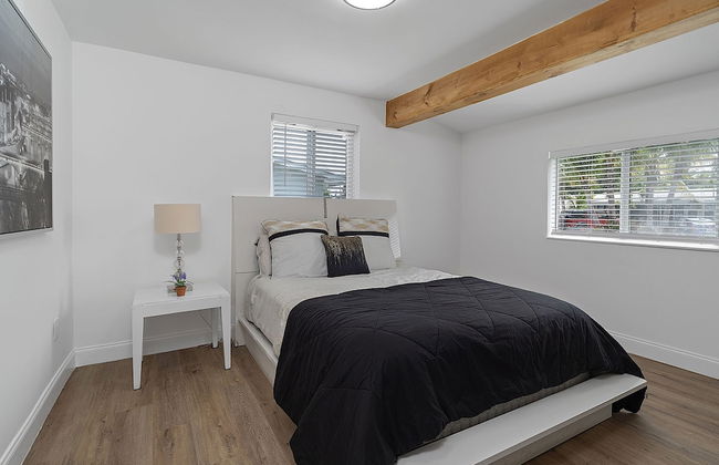 Dreamy 4BR Getaway w Private Pool Luxe Patio in Miramar - Foto 33