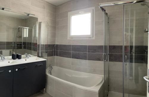 Les Villas de Castel - Villa Les Roses - Photo 23