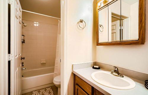 Ventana Canyon CONDO 2BR Condo w Pool & Tennis c - Foto 18