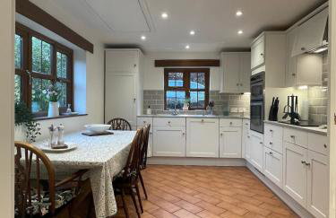 Luxury Village Cottage on doorstep of Alton Towers - Foto 62