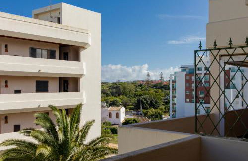 NOVO! Apartamento junto à praia com piscina - Foto 23