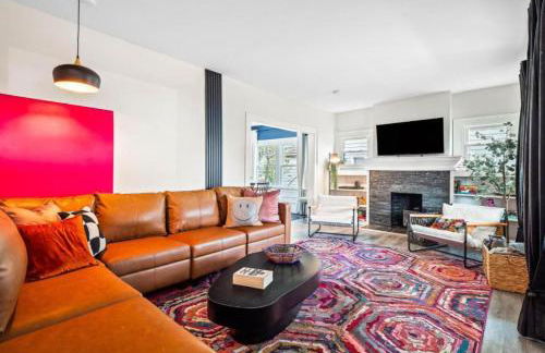 Spacious 4 Bedroom Sleeps 10 with Sauna and Hot Tub - Foto 3