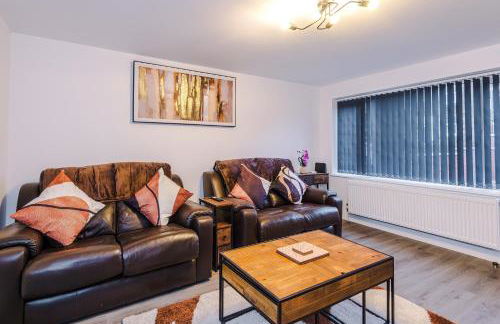 3BR Elegant House in Leeds Sleeps 6 Parking - Foto 62