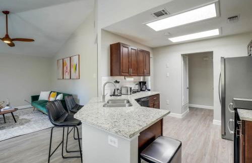 Texan Hideaway - Cozy Convenient Comfortable - Foto 11