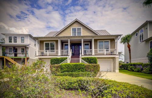 Fantastic getaway with private pool, deck, game room, AC & fast WiFi - Foto 2