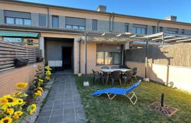 La casa de los girasoles - Foto 1