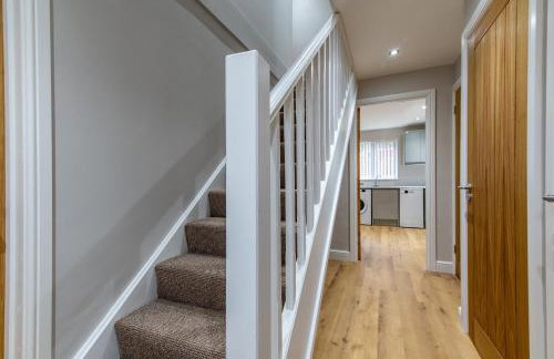 3-Bed House - Ideal for Contractors and Families - Foto 5