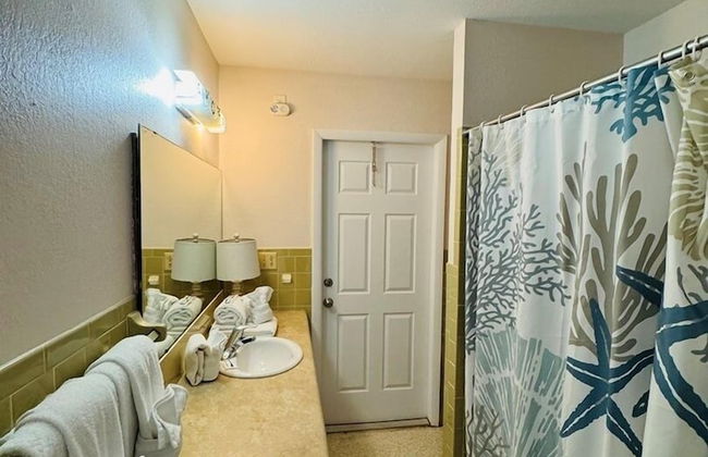 763 North Shore Downstairs 3 Bedroom Apts by RedAwning - Foto 9