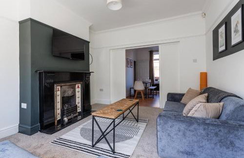 Modern 3-Bed House Parking & Family & Friends - Foto 2