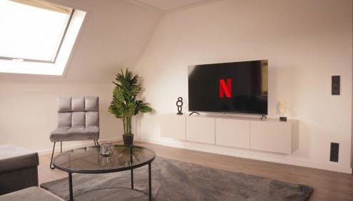 140qm Luxuriöses Penthouse mitten in Schwäbisch Gmünd, 70qm Dachterrasse & Top-Lage, mit WHIRPOOL, Jetzt buchen! - Foto 3