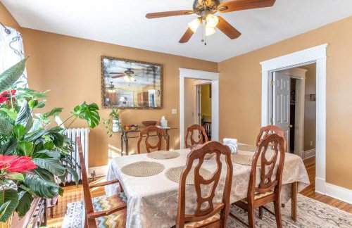 The Paradise House steps from the Heart of Hertel - Foto 12