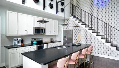 12 South Penthouse, Coffee, Tacos & City Views! - Foto 4