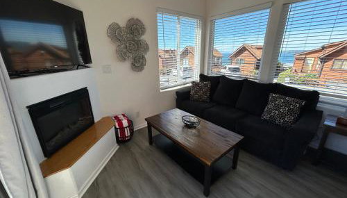 Ocean Cabin 22 with Private Hot Tub - Foto 1