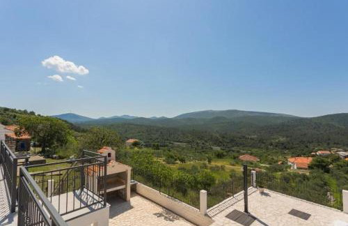 Family friendly house with a swimming pool Vrpolje, Sibenik - 25004 - Photo 28
