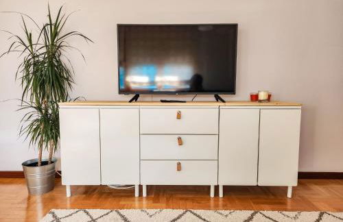 Moreda 48 - 2 Hab y 2 Baños - Garaje y Wifi - VUT-4961-AS - Foto 6