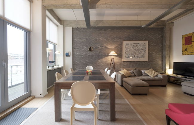 The Monarch - Foto 12