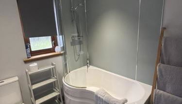 Lock 6 Canalside Apartments - Foto 5